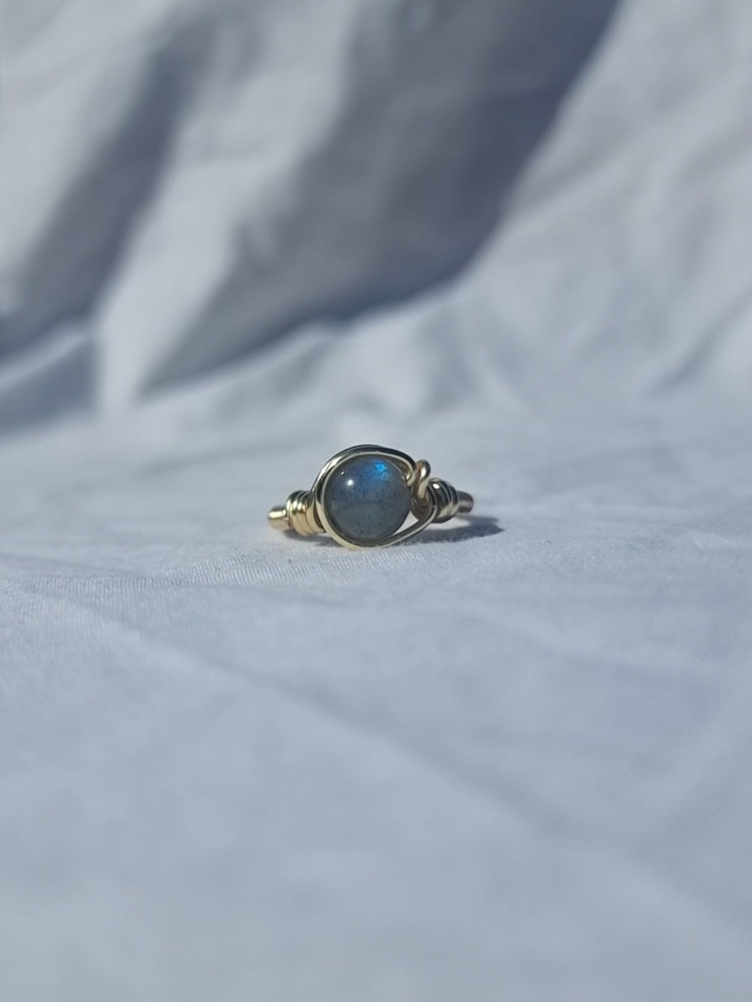 Cordelia - Labradorite Ring